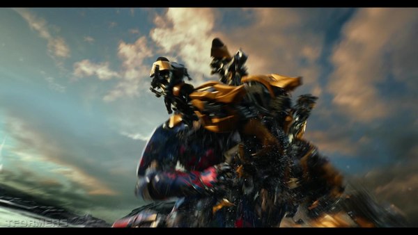 Transformers The Last Knight Theatrical Trailer HD Screenshot Gallery 395 (395 of 788)