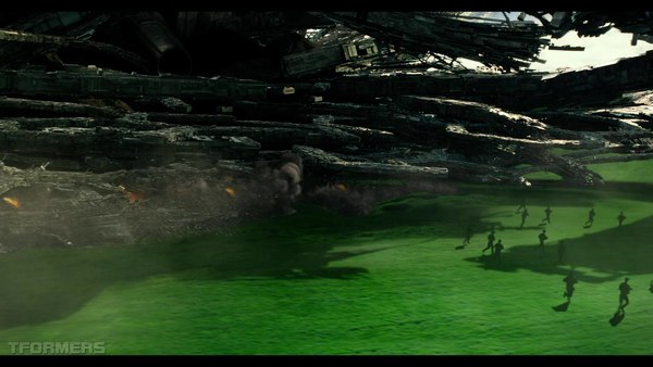 Transformers The Last Knight Theatrical Trailer HD Screenshot Gallery 425 (425 of 788)