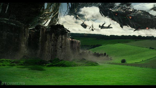 Transformers The Last Knight Theatrical Trailer HD Screenshot Gallery 438 (438 of 788)