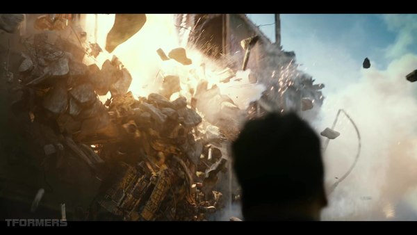 Transformers The Last Knight Theatrical Trailer HD Screenshot Gallery 455 (455 of 788)