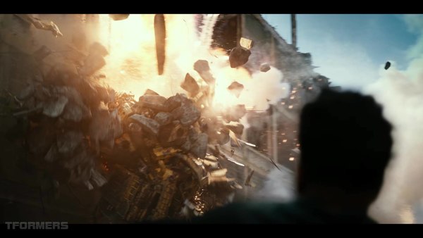 Transformers The Last Knight Theatrical Trailer HD Screenshot Gallery 457 (457 of 788)