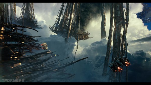 Transformers The Last Knight Theatrical Trailer HD Screenshot Gallery 494 (494 of 788)