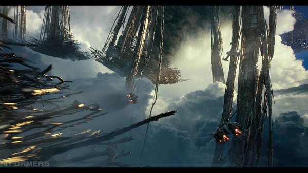 Transformers The Last Knight Theatrical Trailer HD Screenshot Gallery 497 (497 of 788)