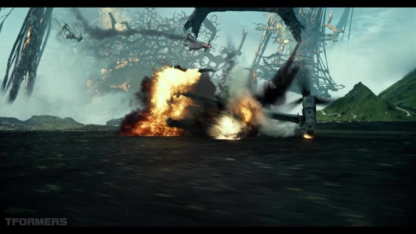 Transformers The Last Knight Theatrical Trailer HD Screenshot Gallery 503 (503 of 788)