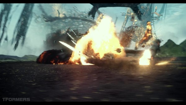 Transformers The Last Knight Theatrical Trailer HD Screenshot Gallery 506 (506 of 788)