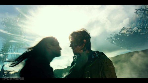 Transformers The Last Knight Theatrical Trailer HD Screenshot Gallery 544 (544 of 788)