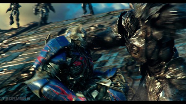 Transformers The Last Knight Theatrical Trailer HD Screenshot Gallery 556 (556 of 788)