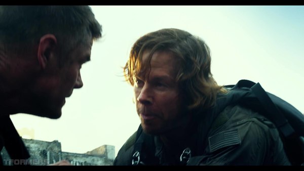 Transformers The Last Knight Theatrical Trailer HD Screenshot Gallery 561 (561 of 788)