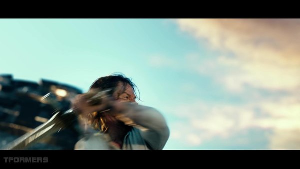 Transformers The Last Knight Theatrical Trailer HD Screenshot Gallery 568 (568 of 788)