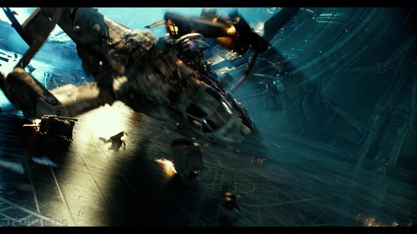 Transformers The Last Knight Theatrical Trailer HD Screenshot Gallery 599 (599 of 788)