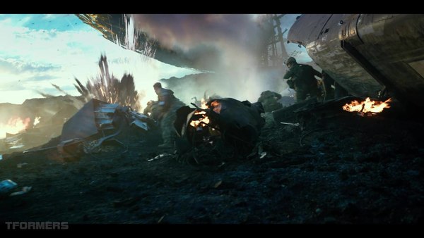 Transformers The Last Knight Theatrical Trailer HD Screenshot Gallery 624 (624 of 788)