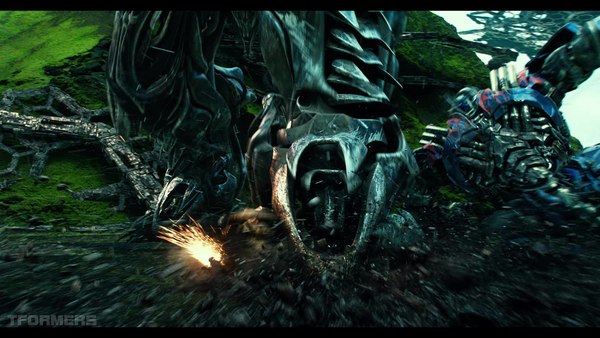 Transformers The Last Knight Theatrical Trailer HD Screenshot Gallery 644 (644 of 788)