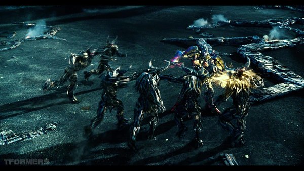 Transformers The Last Knight Theatrical Trailer HD Screenshot Gallery 745 (745 of 788)