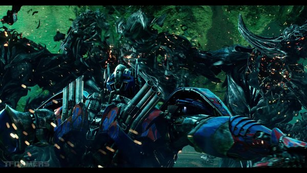Transformers The Last Knight Theatrical Trailer HD Screenshot Gallery 764 (764 of 788)