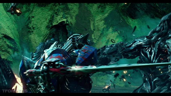 Transformers The Last Knight Theatrical Trailer HD Screenshot Gallery 769 (769 of 788)