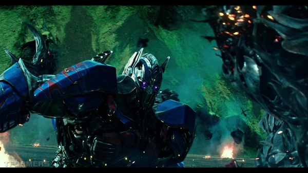 Transformers The Last Knight Theatrical Trailer HD Screenshot Gallery 776 (776 of 788)