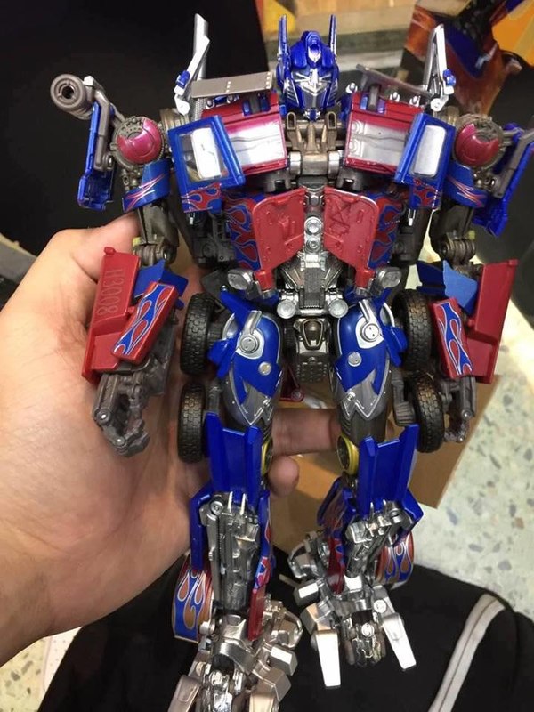 MPM 4 Masterpiece Optimus Prime Transformers Movie Figure  (3 of 17)
