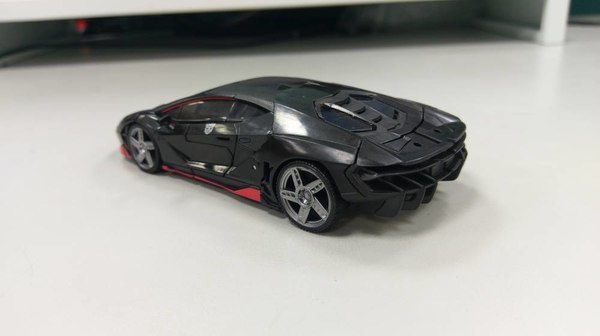 Transformers: The Last Knight Premier Edition Deluxe Hot Rod - In-Hand ...