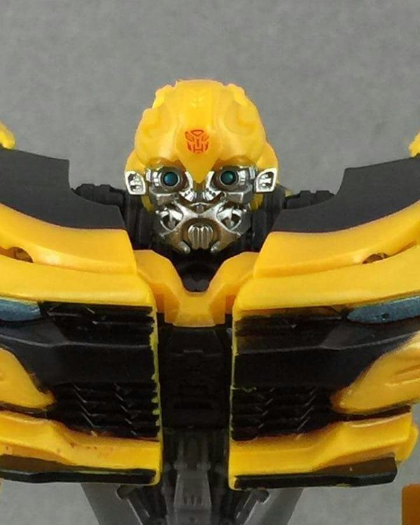 The Last Knight Bumblebee Wave 3 Deluxe Video Review