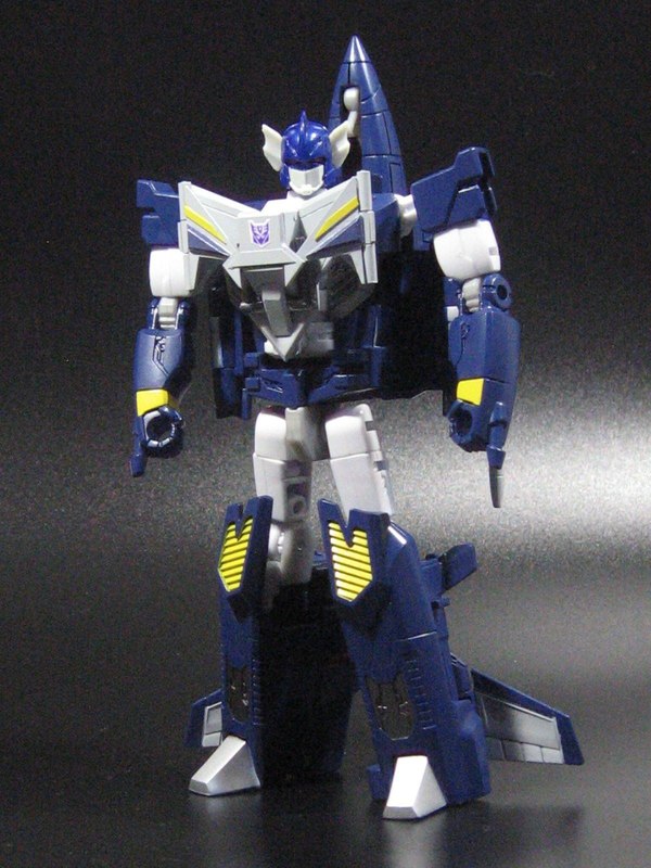 Check Out This Amazing Custom Combiner Wars Liokaiser 12 (12 of 36)