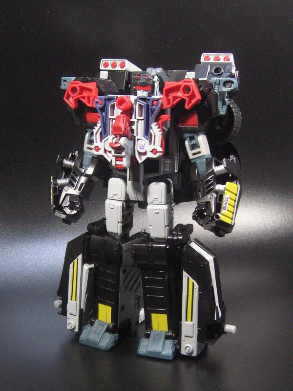 Check Out This Amazing Custom Combiner Wars Liokaiser 16 (16 of 36)
