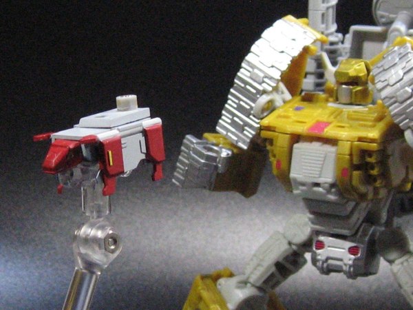 Check Out This Amazing Custom Combiner Wars Liokaiser 22 (22 of 36)