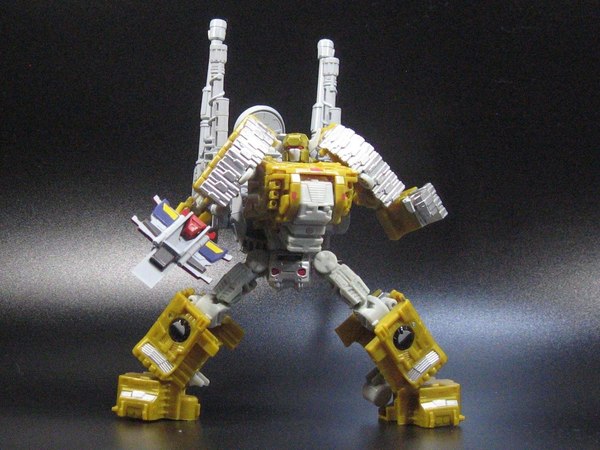 Check Out This Amazing Custom Combiner Wars Liokaiser 23 (23 of 36)