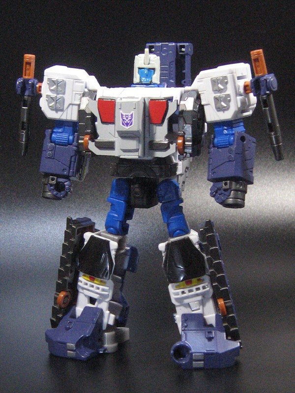 Check Out This Amazing Custom Combiner Wars Liokaiser 24 (24 of 36)