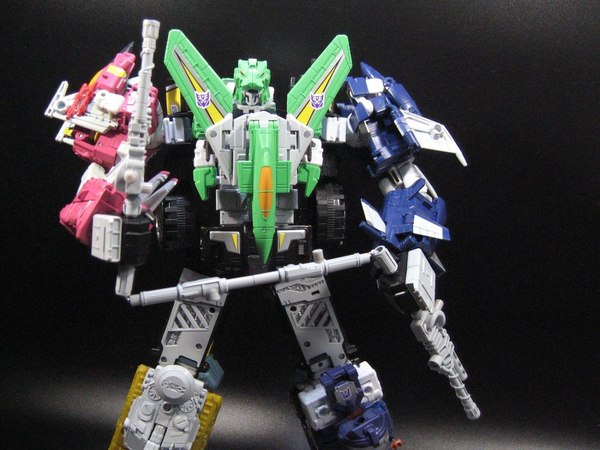 Check Out This Amazing Custom Combiner Wars Liokaiser 35 (35 of 36)