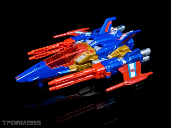 TFormers Titans Return Gallery   Siege On Cybertron Metalhawk 60 (60 of 91)