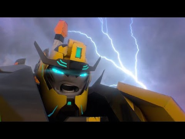 Combiner Force Ultra Bee and Menasor Official TV Commercial Transformers: Robots in Disguise