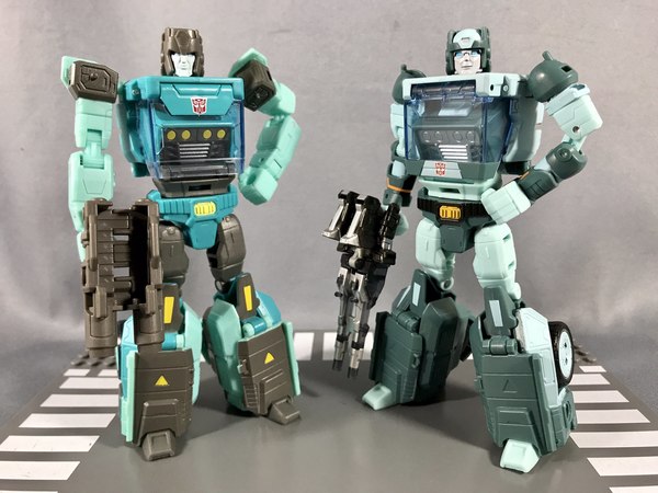 Legends Series Hot Rod, Kup, and Sharkticon Side by Side Comparisons With Titans Return Figures