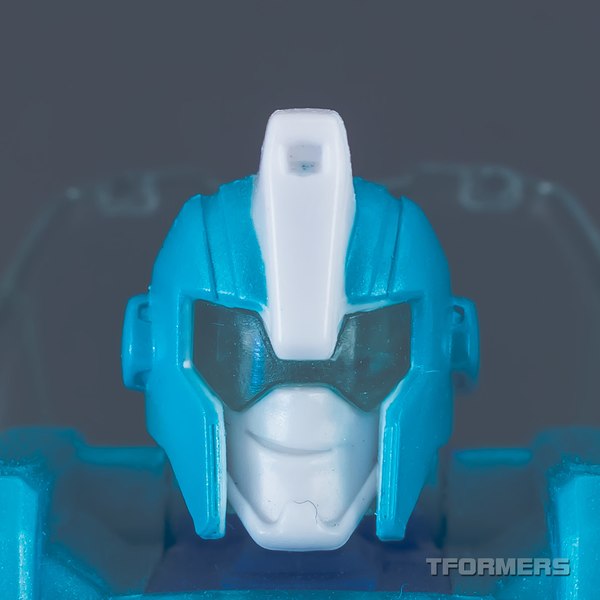 RID Combiner Force Blurr - TFormers Robots in Disguise Gallery