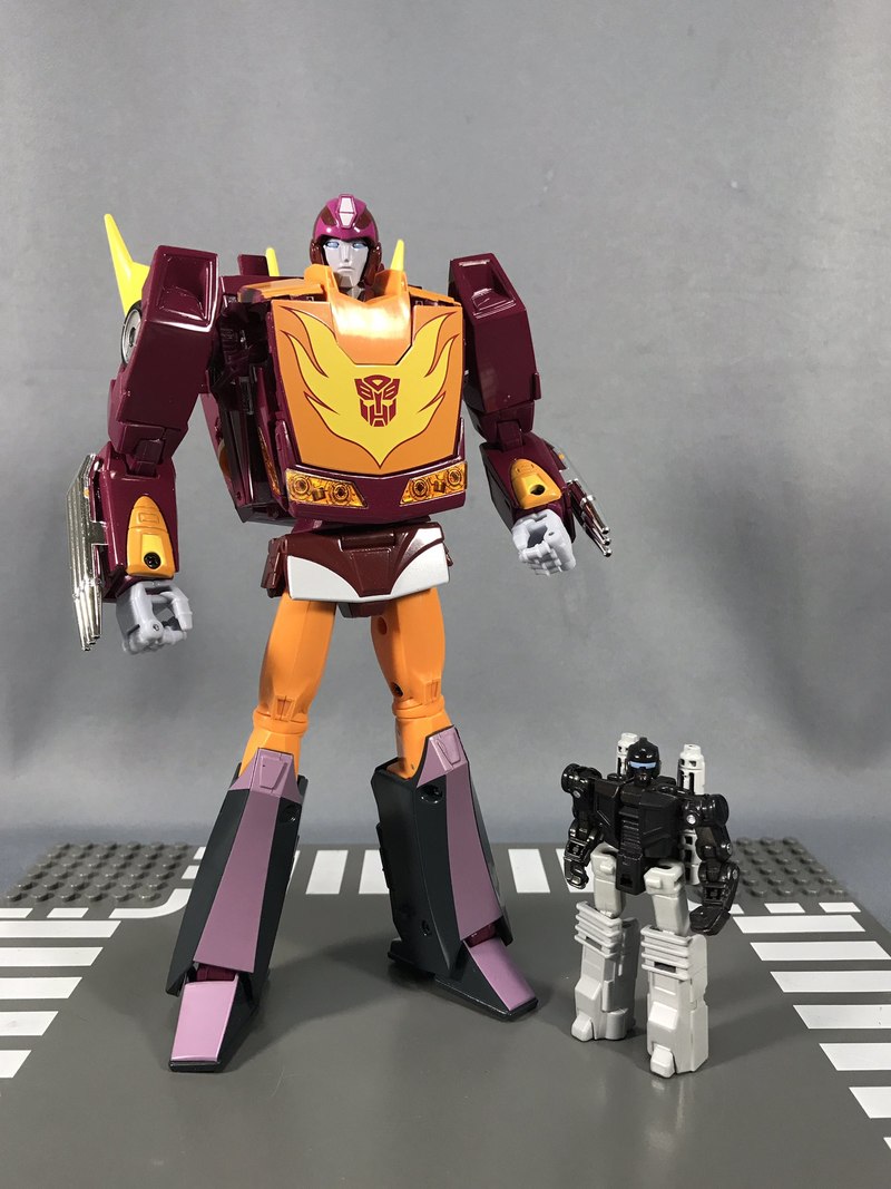 TRANSFORMERS MASTERPIECE MP-40 TARGETMASTER HOT RODIMUS ACTION FIGURES 