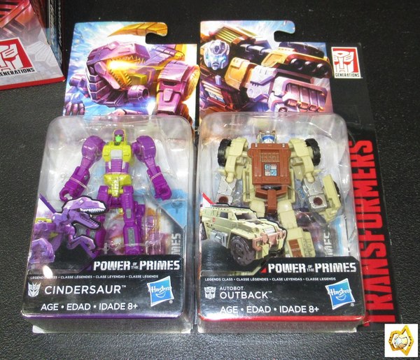 First Look At Power Of The Primes Inferno, Outback, And Cindersaur In Package  (3 of 5)