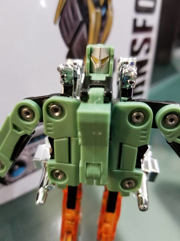 SDCC 2018 - Bumblebee Retro Rock In-Hand Images of Combined Microcassettes