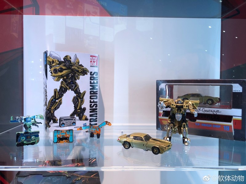 SDCC 2018   First Looks From The Hasbro Transformers Booth   New Studio Series And More  (5 of 10)