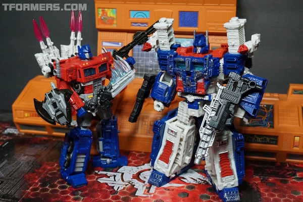 Review Siege Ultra Magnus Leader War For Cybetrtron  (54 of 93)