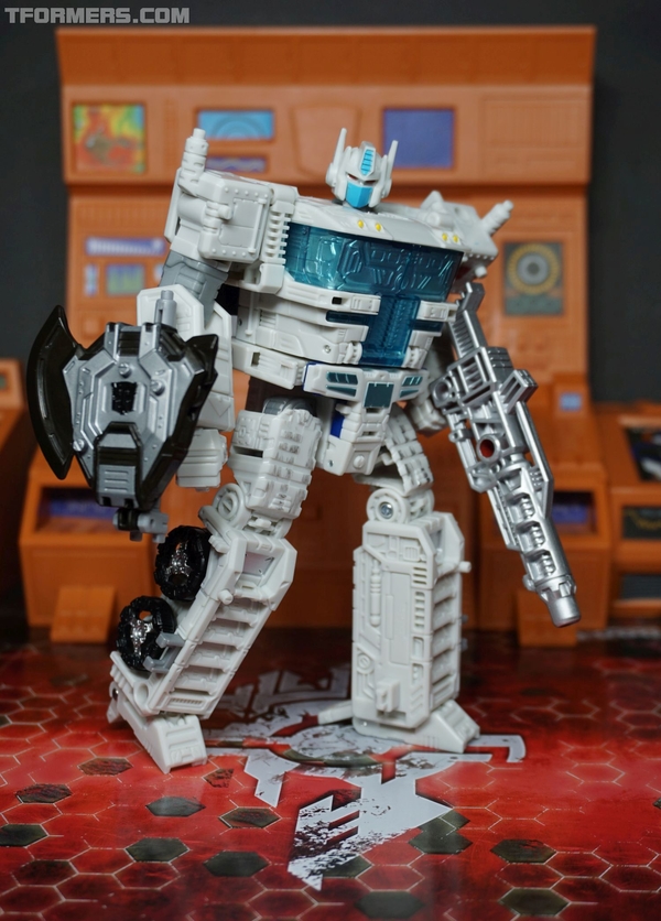 Review Siege Ultra Magnus Leader War For Cybetrtron  (64 of 93)