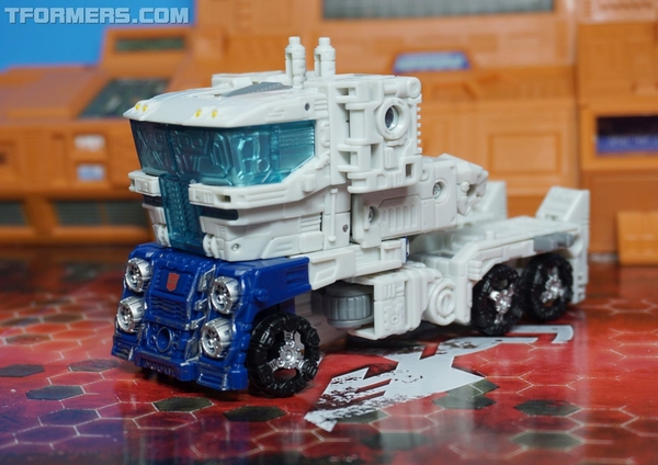 Review Siege Ultra Magnus Leader War For Cybetrtron  (73 of 93)