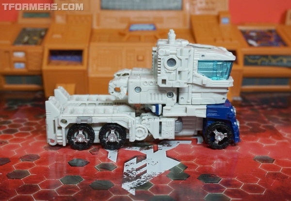 Review Siege Ultra Magnus Leader War For Cybetrtron  (75 of 93)