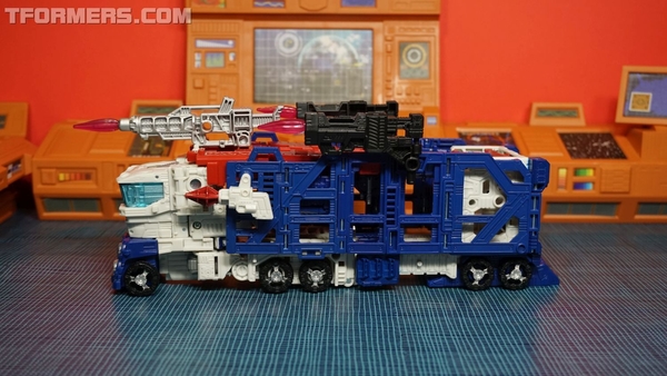 Review Siege Ultra Magnus Leader War For Cybetrtron  (83 of 93)