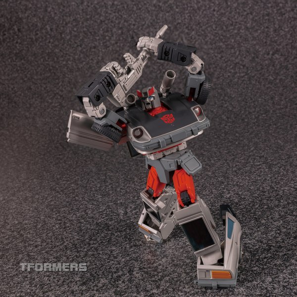 Masterpiece Bluestreak MP 18+ Animation Colors Version New Photos And North American Release 07 (7 of 30)