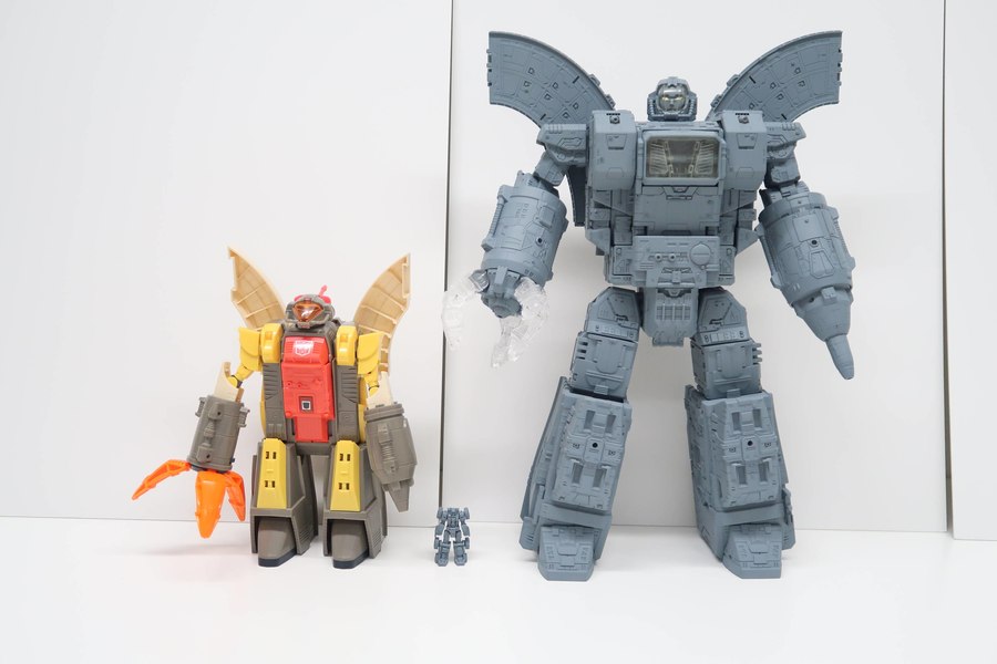 Transformers Siege Titan Class Omega Supreme - Hasbro Pulse: Behind the Design
