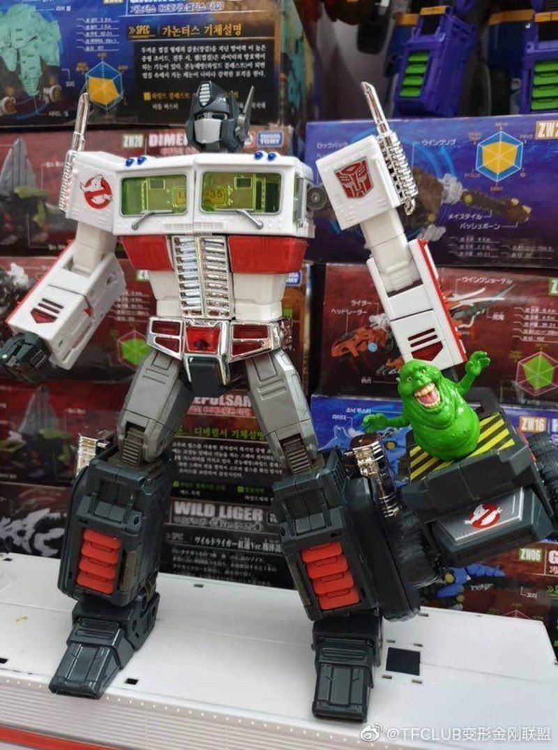 sdcc ghostbusters optimus prime