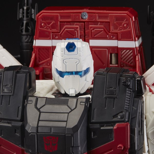 Transformers Siege Jetfire And Springer New Stock Photos 07 (7 of 15)