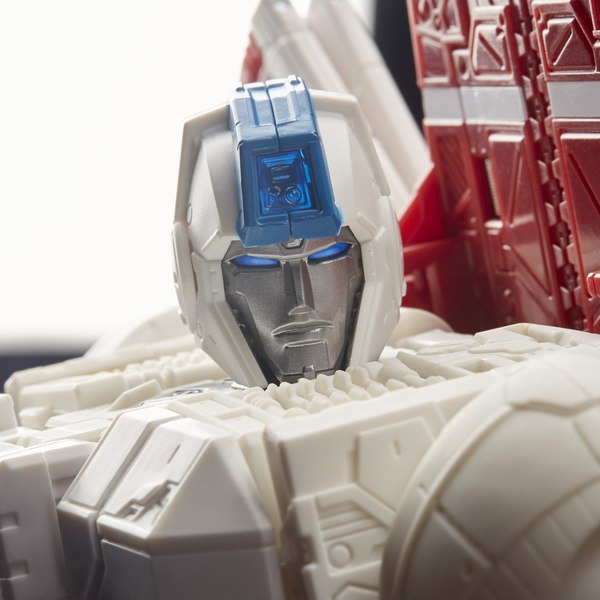 Transformers Siege Jetfire And Springer New Stock Photos 08 (8 of 15)