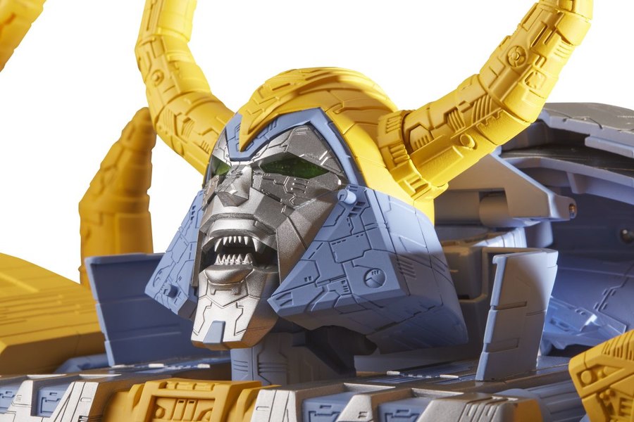 Transformers War For Cybertron Unicron Official Press Images  (2 of 13)