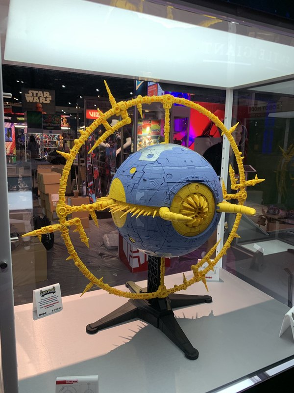 Sdcc 2019 Haslab Giant Unicron Prototype On Display At The Hasbro Booth  (4 of 4)