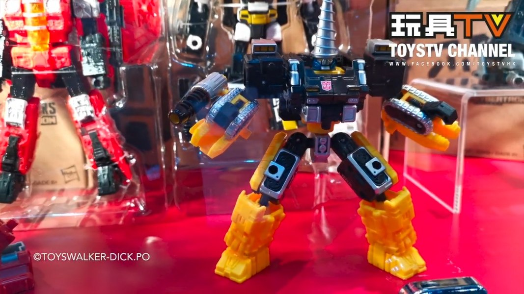 ACG 2019   Transformers Siege Powerdashers Jet And Drill Types First Look  (6 of 9)